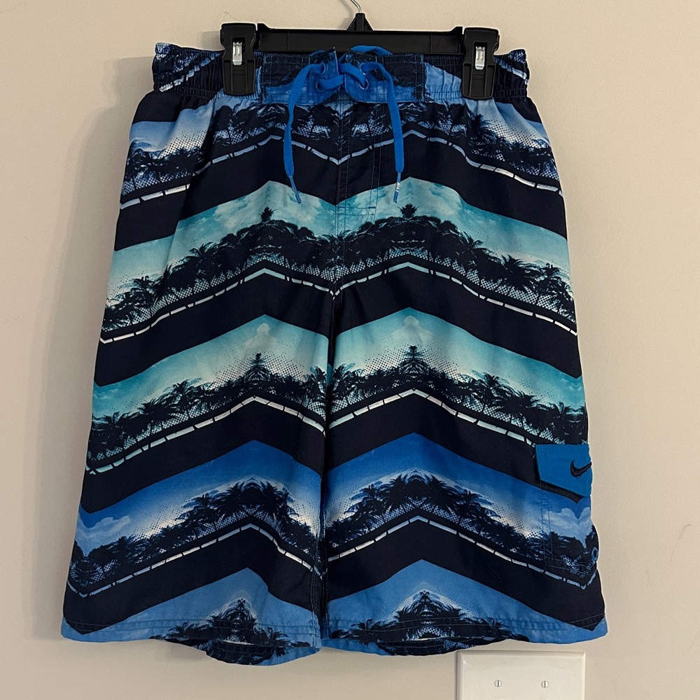 Nike Blue Swim Trunks Board Shorts Boys size XL